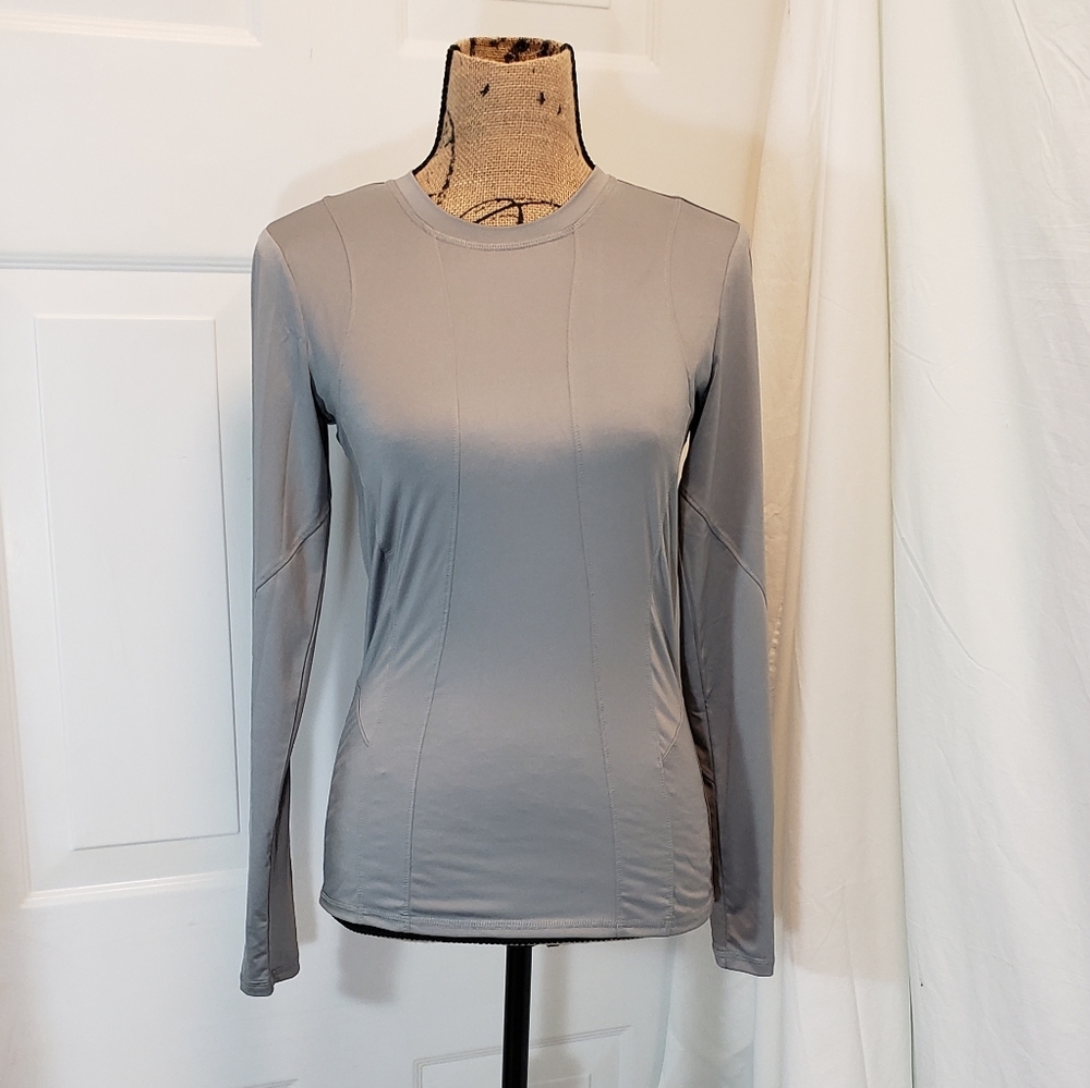 Athleta Gray Sport Top with blue floral designs